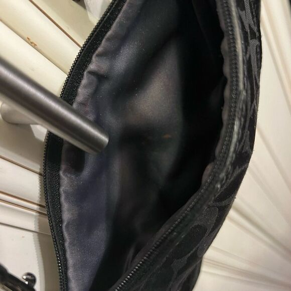 coach signature large flat sequin wristlet bag - Picture 2 of 9